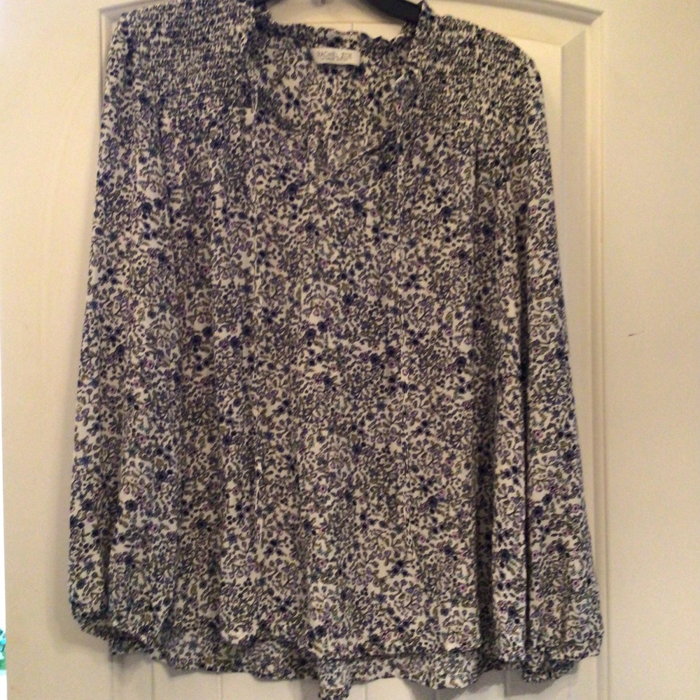 Floral print blouse